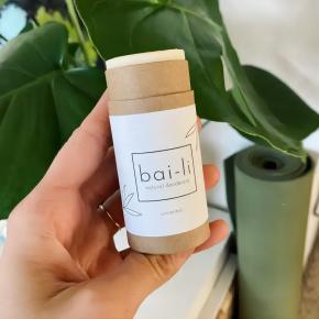 Brown kraft paper tube for deodorant